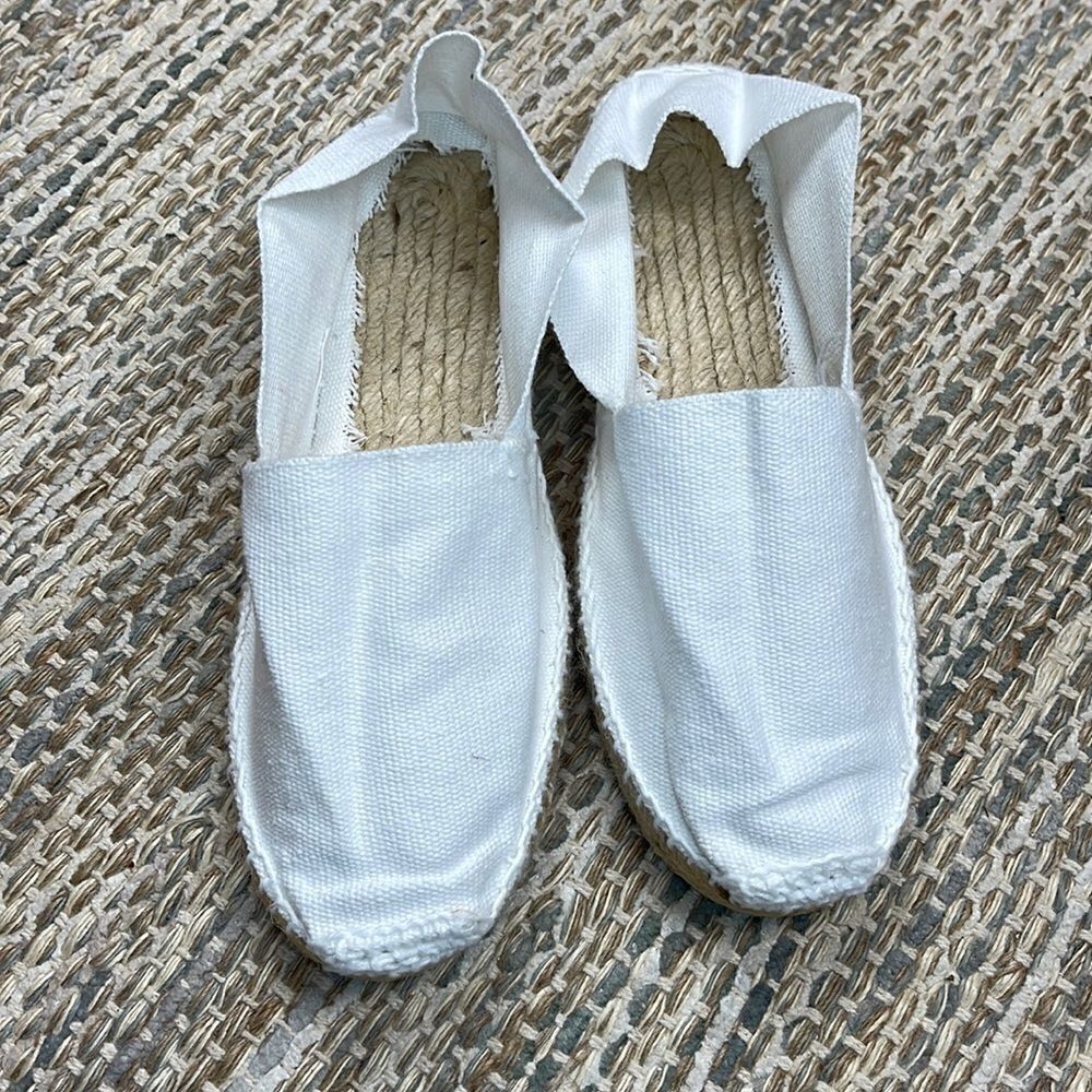 Girls White Artesania Shoes